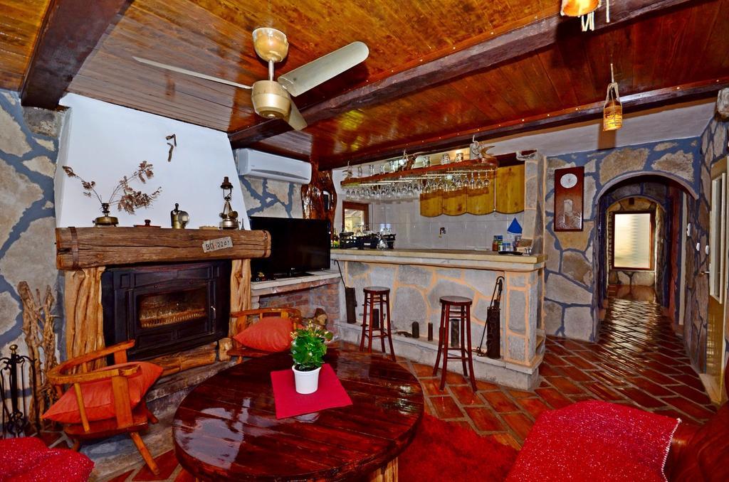 Apartment Jovicevic Rijeka Crnojevića Δωμάτιο φωτογραφία